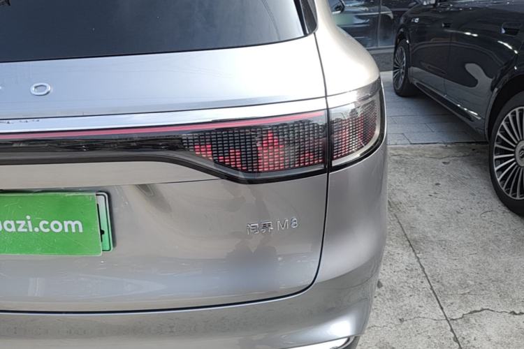 Used Hima AITO M8 2025 Extended-Range Max+ Version 53.4 kWh 6-Seater Edition Exterior 3