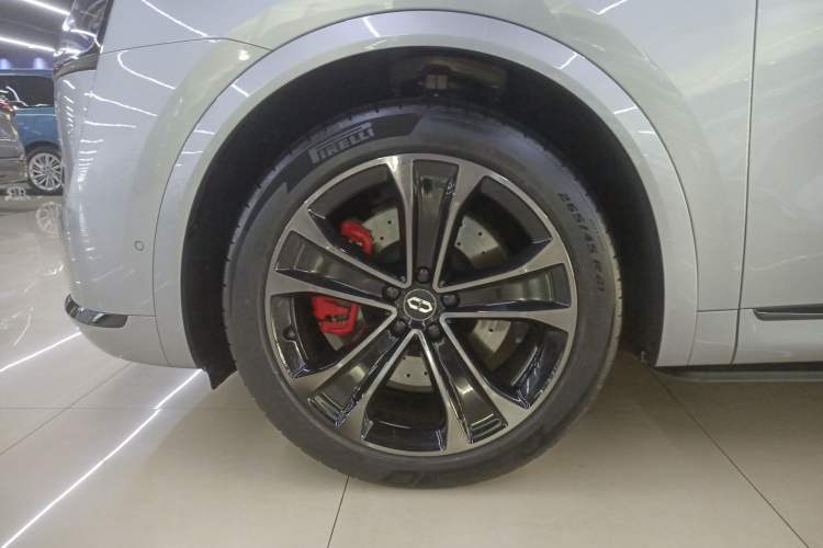 Used Hima AITO M8  Exterior 4