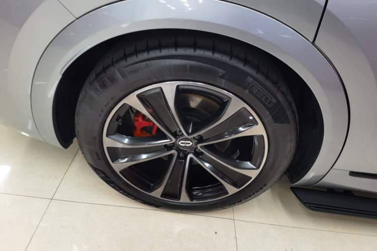 Used Hima AITO M8 2025 Extended-Range Ultra Version 53.4 kWh 5-Seater Edition Exterior 5
