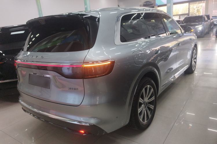 Used Hima AITO M8 2025 Extended-Range Max+ Version 53.4 kWh 5-Seater Edition Exterior 5