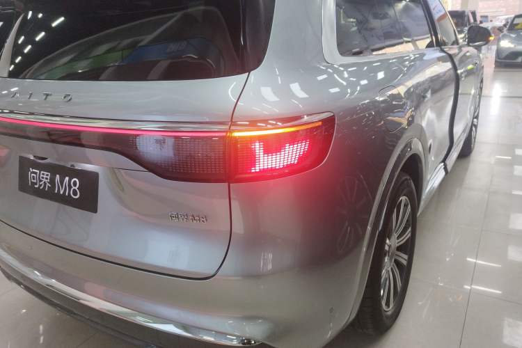 Used Hima AITO M8 2025 Extended-Range Max+ Version 53.4 kWh 5-Seater Edition Exterior 6