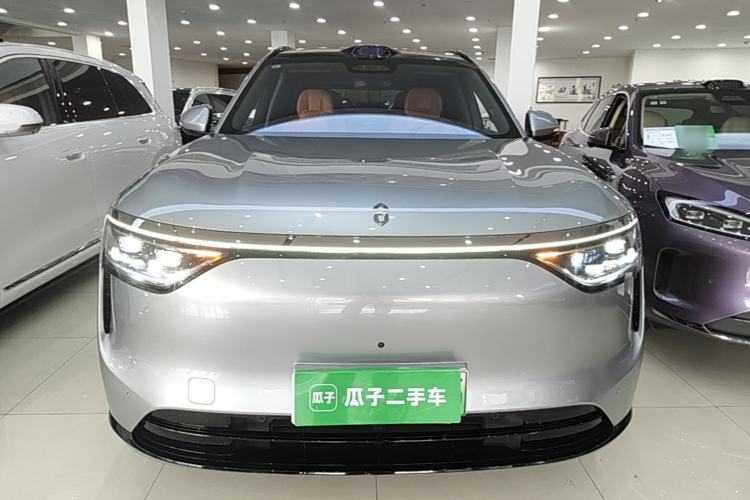 Used Hima AITO M8 2025 Extended-Range Ultra Version 53.4 kWh 5-Seater Edition Front