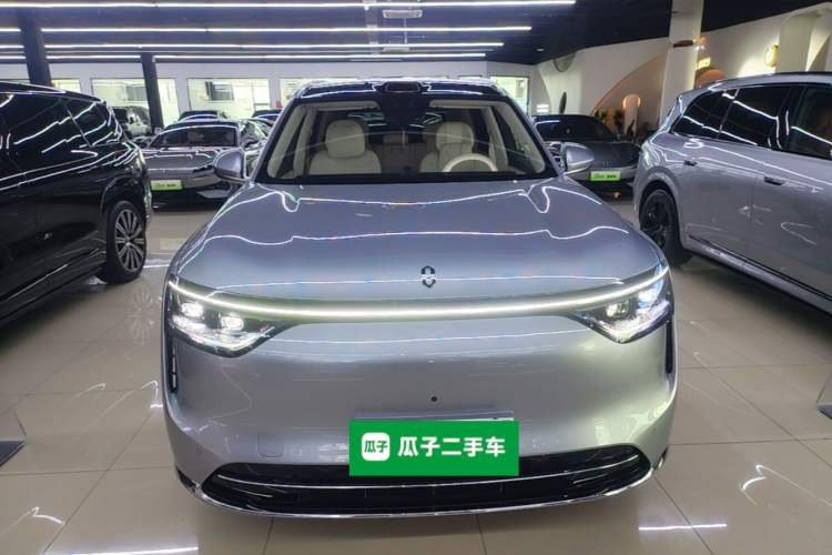 Used Hima AITO M8 2025 Extended-Range Ultra Version 53.4 kWh 5-Seater Edition Front
