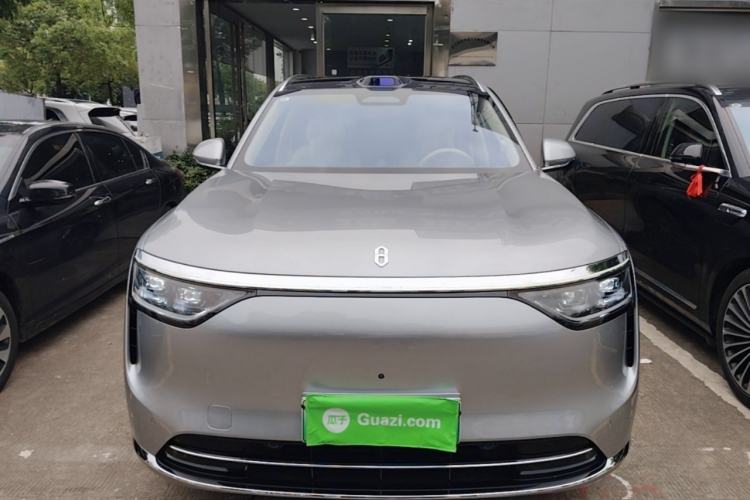 Used Hima AITO M8 2025 Extended-Range Ultra Version 53.4 kWh 6-Seater Edition Front