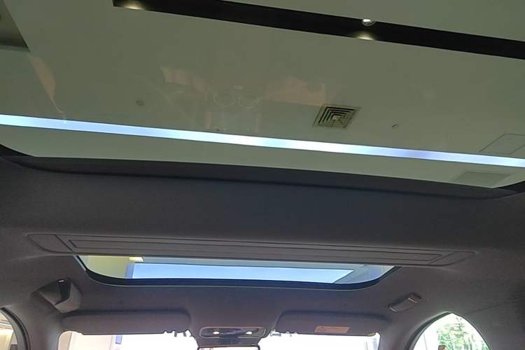 Used Hima AITO M8 2025 Extended-Range Ultra Version 53.4 kWh 5-Seater Edition Headliner