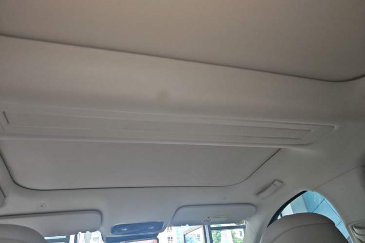 Used Hima AITO M8 2025 Extended-Range Ultra Version 53.4 kWh 6-Seater Edition Headliner