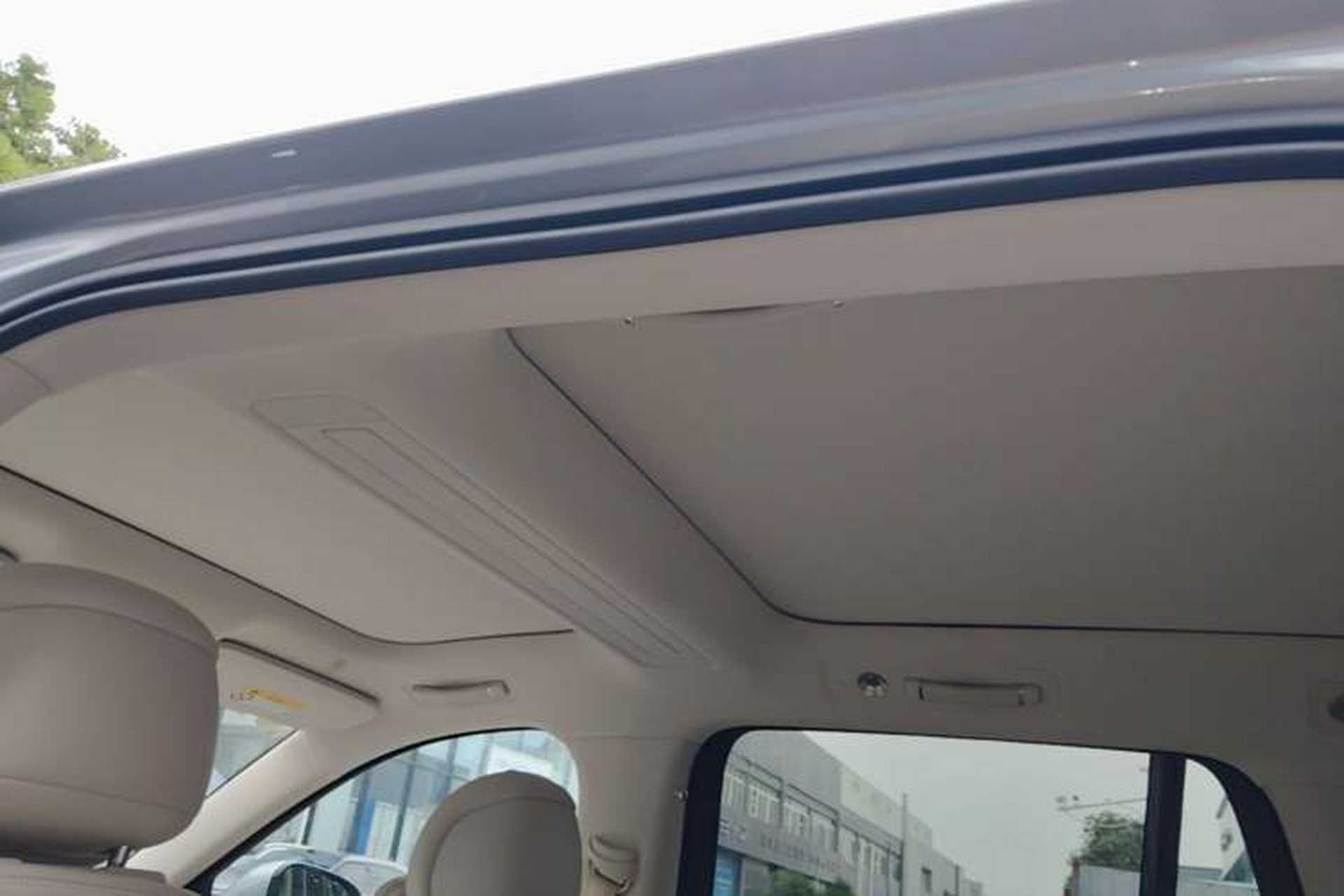 Used Hima AITO M8 2025 Extended-Range Ultra Version 53.4 kWh 6-Seater Edition Headliner