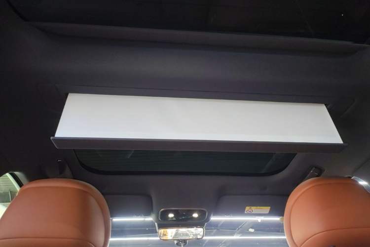 Used Hima AITO M8 2025 Extended-Range Ultra Version 53.4 kWh 5-Seater Edition Headliner