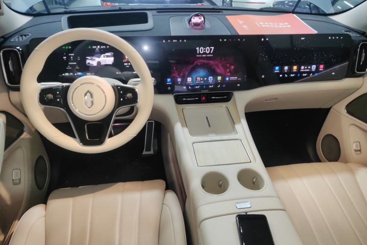 Used Hima AITO M8 2025 Extended-Range Ultra Version 53.4 kWh 5-Seater Edition Interior 2