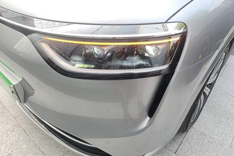 Used Hima AITO M8 2025 Extended-Range Max+ Version 53.4 kWh 6-Seater Edition Left Front Headlight