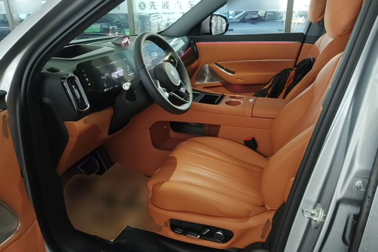 Used Hima AITO M8 2025 Extended-Range Ultra Version 53.4 kWh 5-Seater Edition Left Front Seat