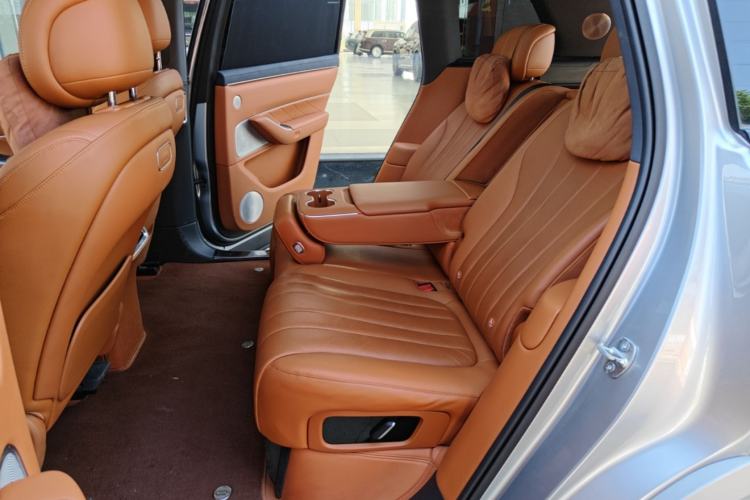 Used Hima AITO M8 2025 Extended-Range Ultra Version 53.4 kWh 5-Seater Edition Left Rear Seat
