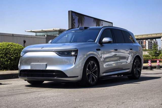 Używany Hima AITO M8 2025 Extended-Range Ultra Version 53.4 kWh 5-Seater Edition