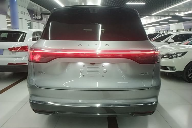 Used Hima AITO M8 2025 Extended-Range Ultra Version 53.4 kWh 6-Seater Edition Rear