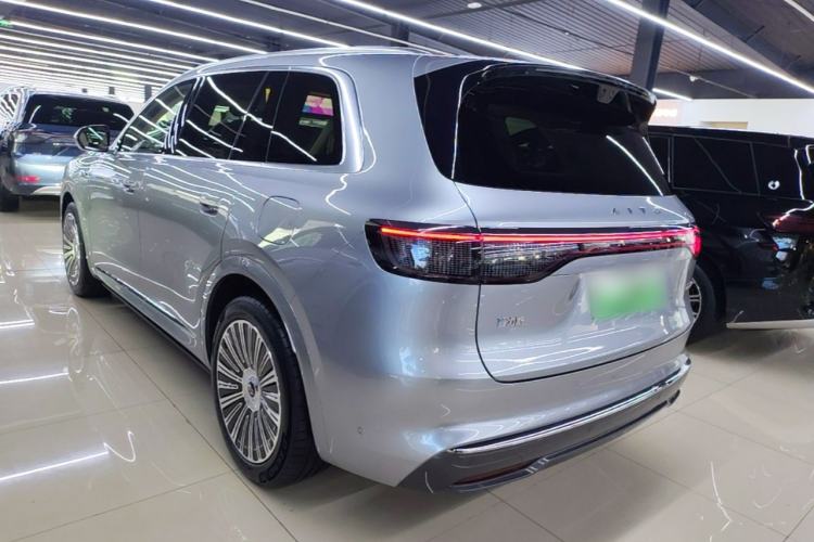 Used Hima AITO M8 2025 Extended-Range Ultra Version 53.4 kWh 5-Seater Edition Rear Left 45 Deg