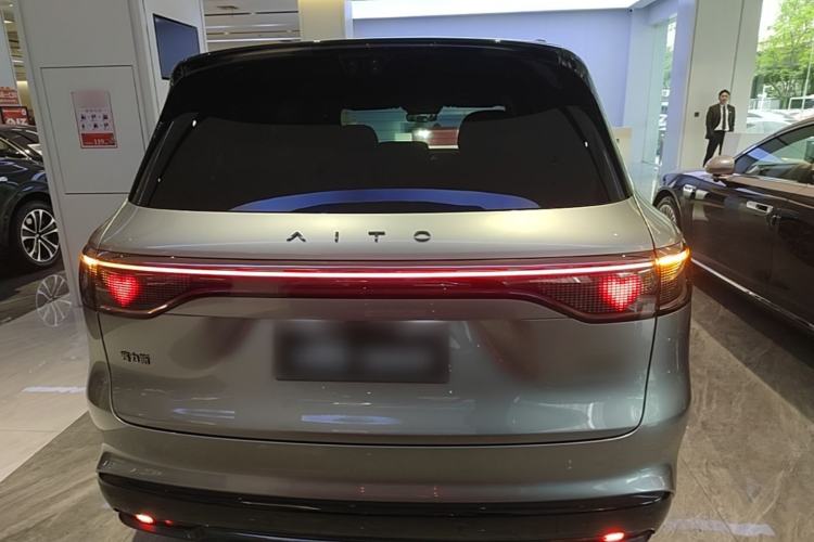 Used Hima AITO M8 2025 Extended-Range Ultra Version 53.4 kWh 5-Seater Edition Rear
