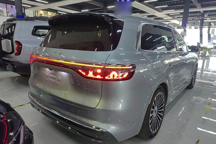 Used Hima AITO M8 2025 Extended-Range Ultra Version 53.4 kWh 6-Seater Edition Rear Right 45 Deg