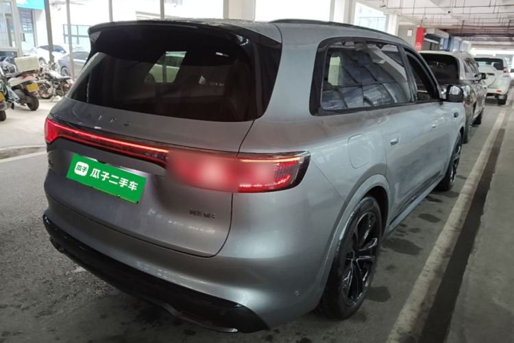 Used Hima AITO M8 2025 Extended-Range Ultra Version 53.4 kWh 5-Seater Edition Rear Right 45 Deg