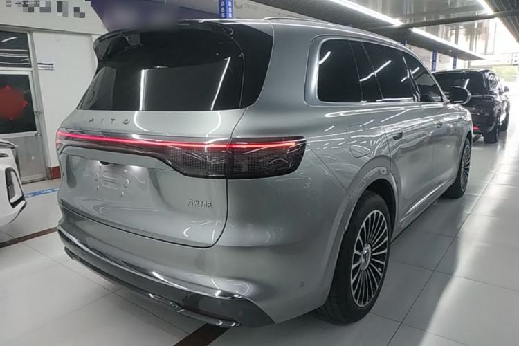 Used Hima AITO M8 2025 Extended-Range Ultra Version 53.4 kWh 6-Seater Edition Rear Right 45 Deg