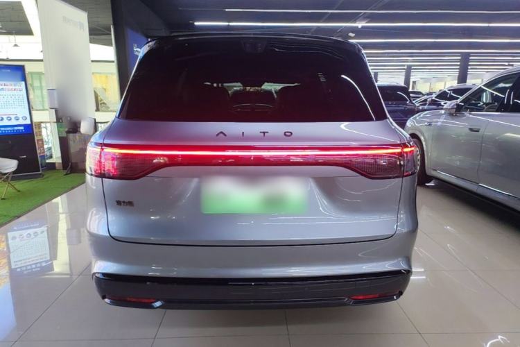 Used Hima AITO M8 2025 Extended-Range Ultra Version 53.4 kWh 5-Seater Edition Rear