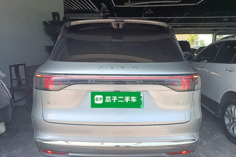 Used Hima AITO M8 2025 Extended-Range Ultra Version 53.4 kWh 5-Seater Edition Rear