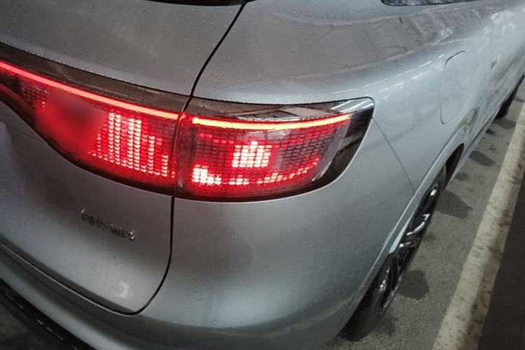 Used Hima AITO M8 2025 Extended-Range Ultra Version 53.4 kWh 5-Seater Edition Right Rear Taillight