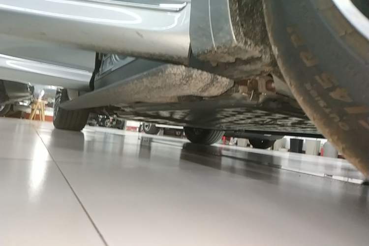 Used Hima AITO M8 2025 Extended-Range Ultra Version 53.4 kWh 6-Seater Edition Right Side Sill