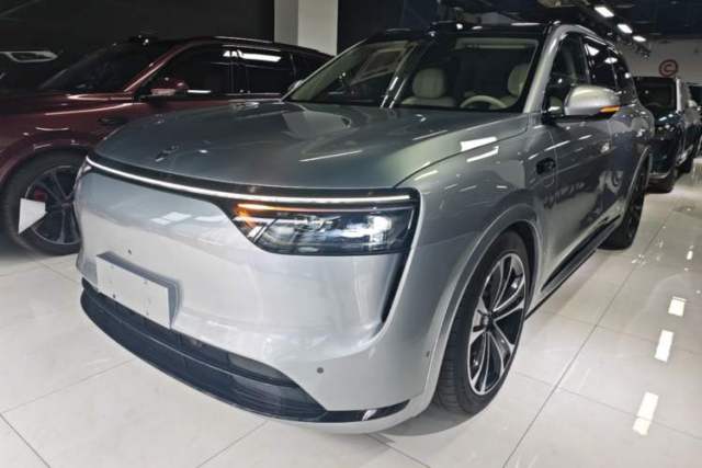 Used Hima AITO M8 2025 Extended-Range Ultra Version 53.4 kWh 6-Seater Edition