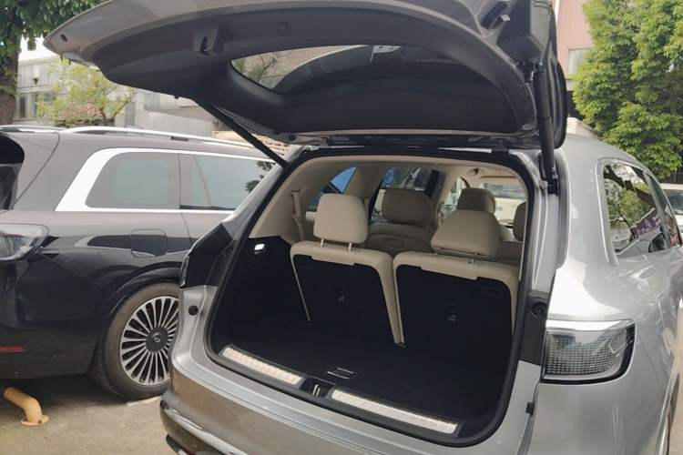 Used Hima AITO M8 2025 Extended-Range Ultra Version 53.4 kWh 6-Seater Edition Trunk