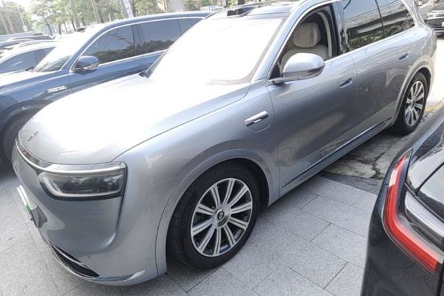 Used Hima AITO M8 2025 Extended-Range Max+ Version 53.4 kWh 6-Seater Edition