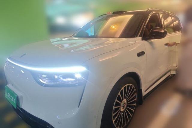 Used Hima AITO M8 2025 Extended-Range Max+ Version 53.4 kWh 6-Seater Edition