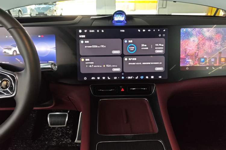 Used Hima AITO M8 2025 Extended-Range Max+ Version 53.4 kWh 6-Seater Edition Audio And AC Panel
