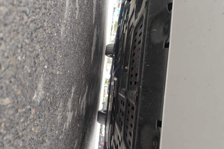 Used Hima AITO M8 2025 Extended-Range Max+ Version 53.4 kWh 6-Seater Edition Chassis Front