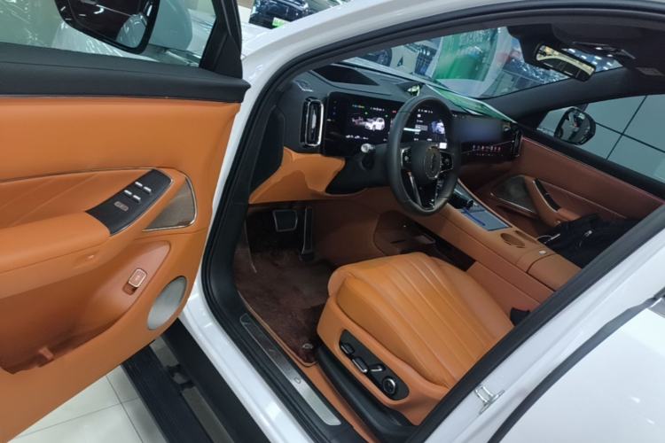Used Hima AITO M8 2025 Extended-Range Max+ Version 53.4 kWh 6-Seater Edition Driver Seat