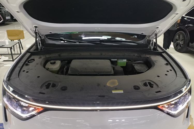 Used Hima AITO M8 2025 Extended-Range Max+ Version 53.4 kWh 6-Seater Edition Engine Bay
