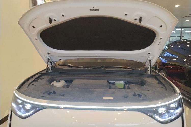 Used Hima AITO M8 2025 Extended-Range Max+ Version 53.4 kWh 6-Seater Edition Engine Bay