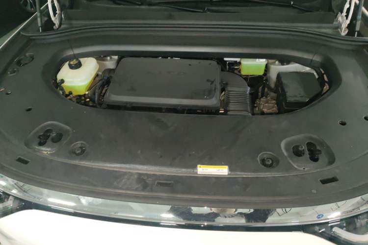 Used Hima AITO M8 2025 Extended-Range Max+ Version 53.4 kWh 6-Seater Edition Engine Bay