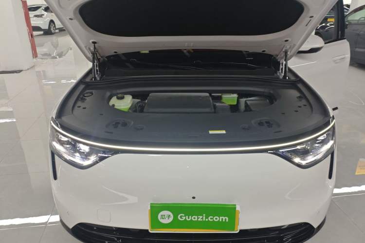 Used Hima AITO M8 2025 Extended-Range Ultra Version 53.4 kWh 6-Seater Edition Engine Bay