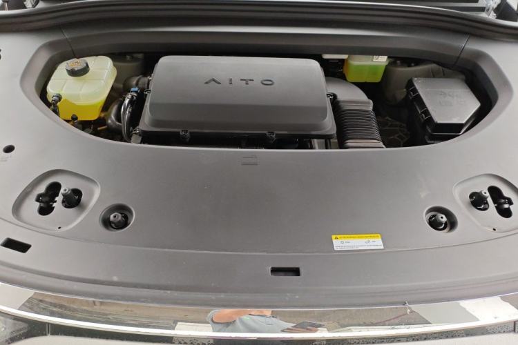 Used Hima AITO M8 2025 Extended-Range Max Version 37 kWh 6-Seater Engine Bay