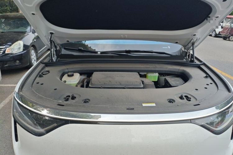 Used Hima AITO M8 2025 Extended-Range Max+ Version 53.4 kWh 6-Seater Edition Engine Bay