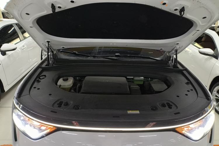 Used Hima AITO M8 2025 Extended-Range Max+ Version 53.4 kWh 6-Seater Edition Engine Bay