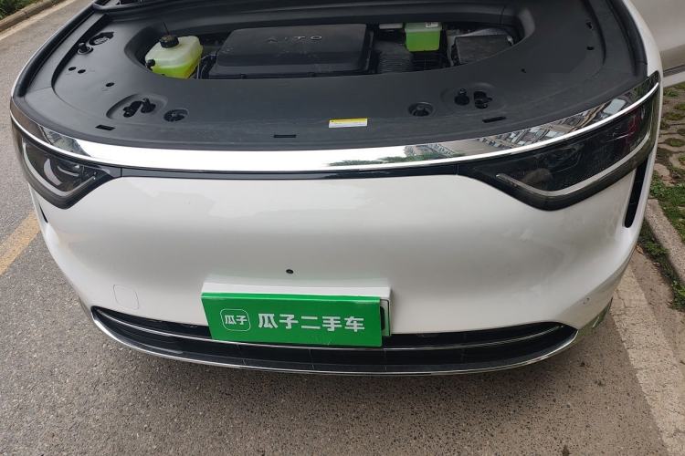 Used Hima AITO M8 2025 Extended-Range Max+ Version 53.4 kWh 5-Seater Edition Engine Bay