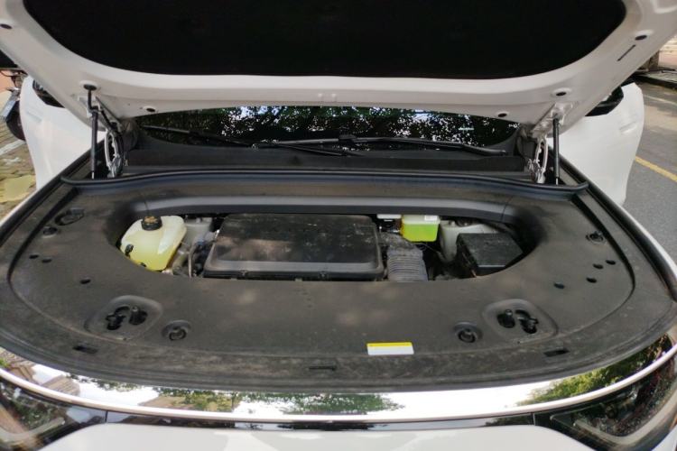 Used Hima AITO M8 2025 Extended-Range Ultra Version 53.4 kWh 5-Seater Edition Engine Bay