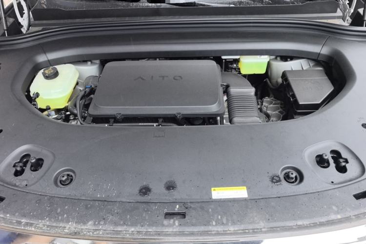 Used Hima AITO M8 2025 Extended-Range Max+ Version 53.4 kWh 6-Seater Edition Engine Bay