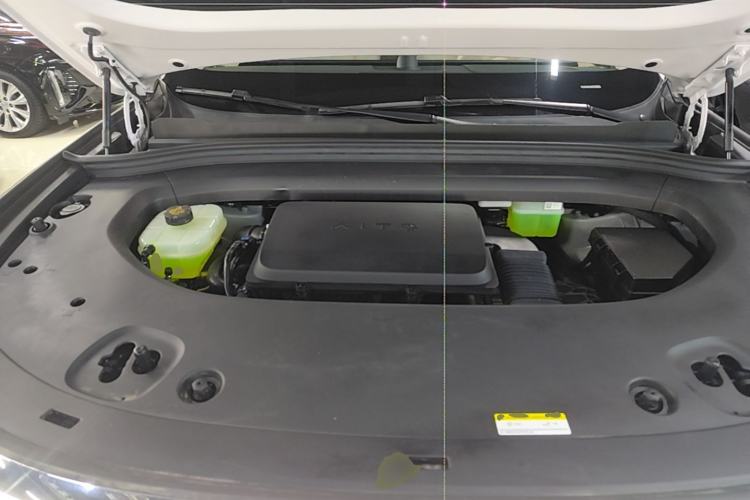 Used Hima AITO M8 2025 Extended-Range Max Version 37 kWh 5-Seater Engine Bay