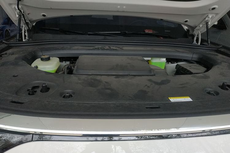 Used Hima AITO M8 2025 Extended-Range Max+ Version 53.4 kWh 5-Seater Edition Engine Bay