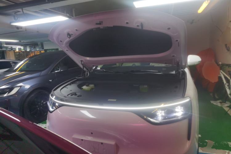 Used Hima AITO M8 2025 Extended-Range Max+ Version 53.4 kWh 6-Seater Edition Engine Bay