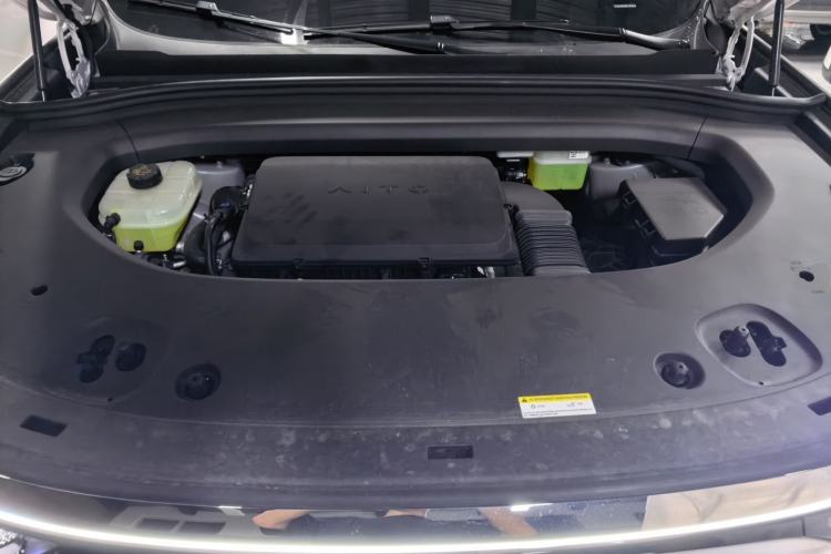 Used Hima AITO M8 2025 Extended-Range Max+ Version 53.4 kWh 5-Seater Edition Engine Bay