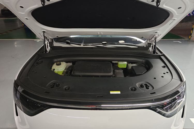 Used Hima AITO M8 2025 Extended-Range Max+ Version 53.4 kWh 5-Seater Edition Engine Bay