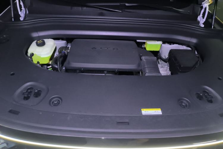 Used Hima AITO M8 2025 Extended-Range Ultra Version 53.4 kWh 5-Seater Edition Engine Bay